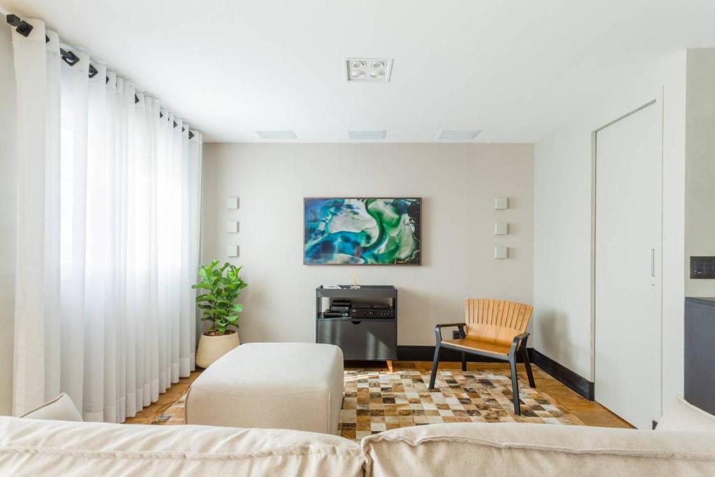  MO2705B Exclusivo penthouse com teto retrátil