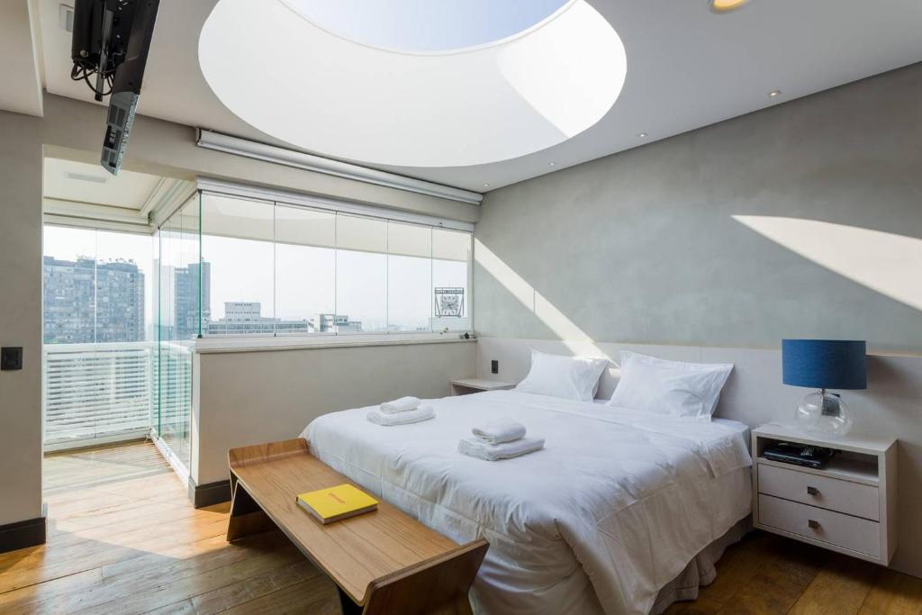  MO2705B Exclusivo penthouse com teto retrátil