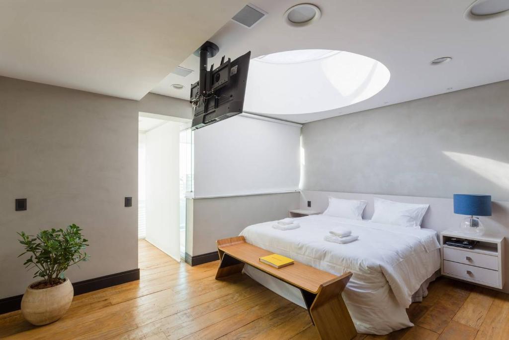  MO2705B Exclusivo penthouse com teto retrátil