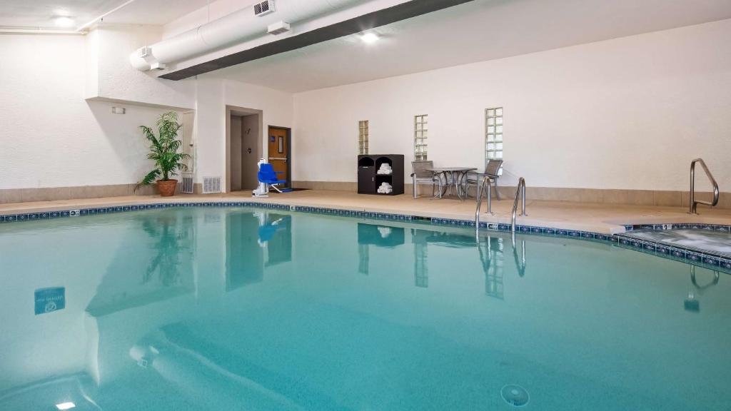 Bazén v ubytování Best Western Inn of Payson nebo v jeho okolí