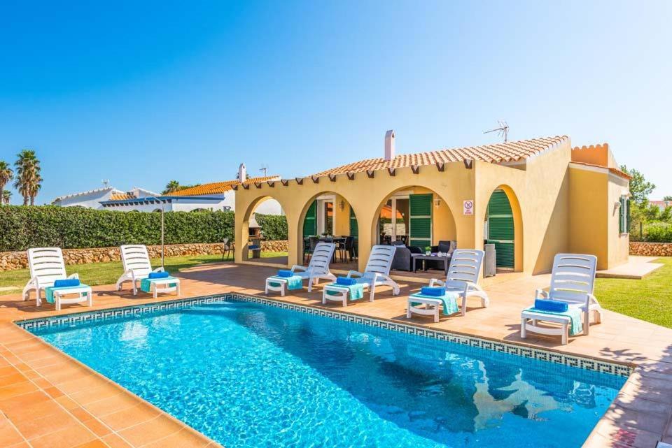 Cap dArtrutx Villa Sleeps 6 Pool Air Con WiFi (España Calan ...