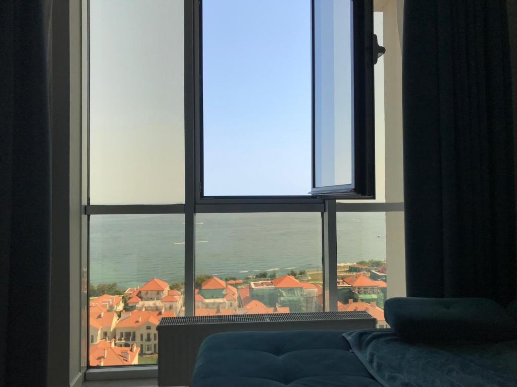 Апартаменты в Аркадии с видом на море - отзывы и видео