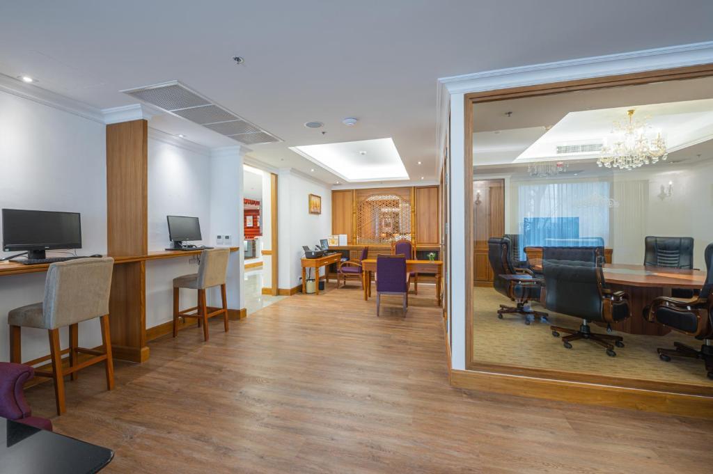 The Empress Premier Chiang Mai - Resim 23