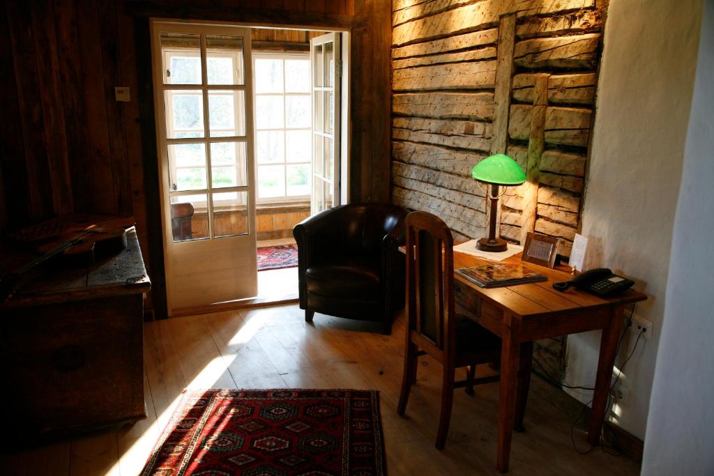 Posezení v ubytování Pädaste Manor