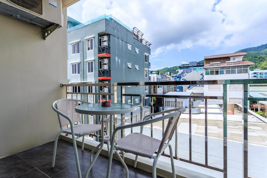 Nespecifikovaný výhled na hory nebo výhled na hory při pohledu z hotelu