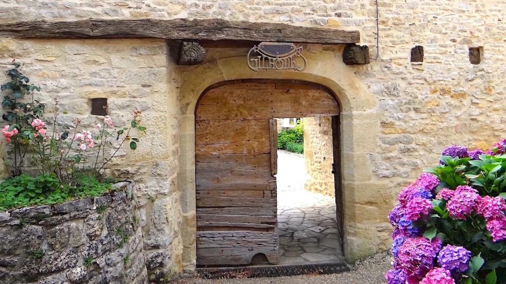 Fotografie z fotogalerie ubytování La Source Gilhodes v destinaci Castelnau-de-Mandailles