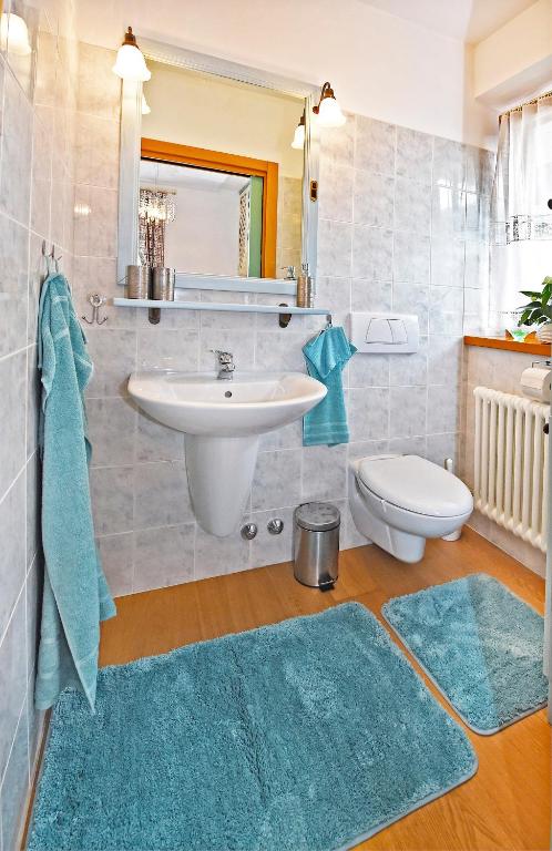Kúpeľňa v ubytovaní NOCKFLAIR Apartment by Isa Agentur