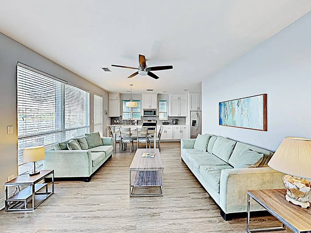 New Listing! Destiny Beach Villa on Lake with Pool Duplex, Destin, Statele Unite ale Americii