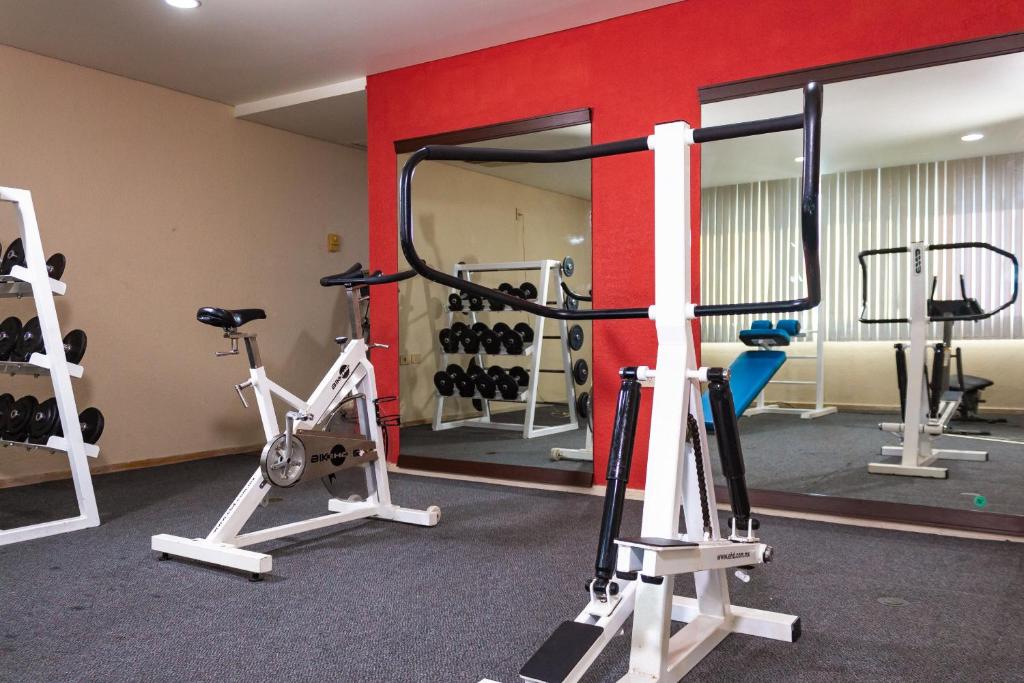 Fitness centrum a/nebo fitness zařízení v ubytování Hotel Tapachula