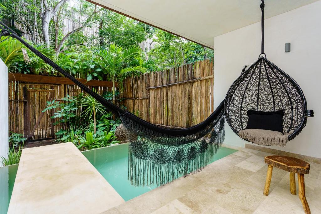 Jungle Luxury in Private Residential Area & Stunning Rooftop by Stella