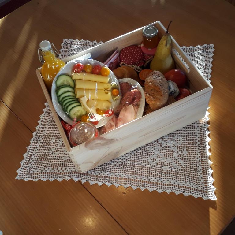 Cibo presso l'appartamento o nelle vicinanze