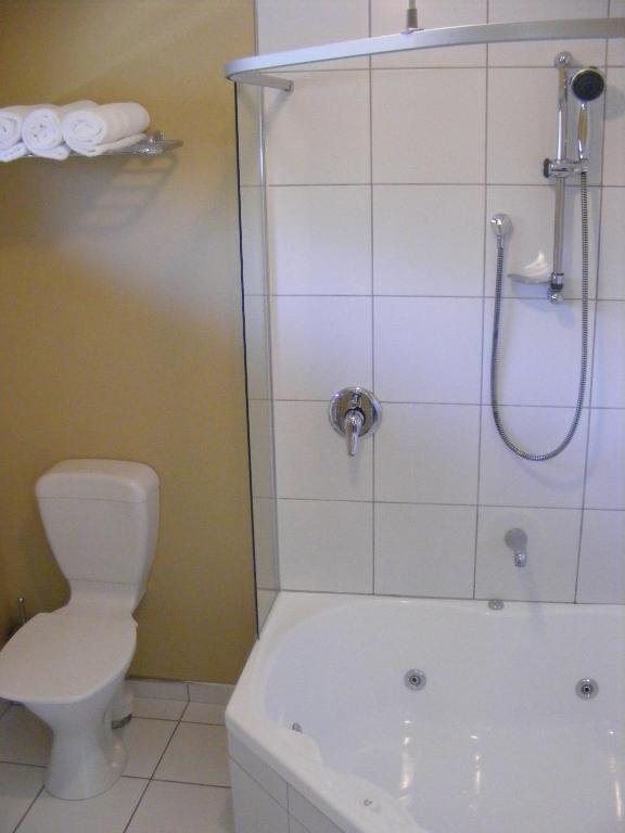 Blenheim Spa Motor Lodge - Resim 15