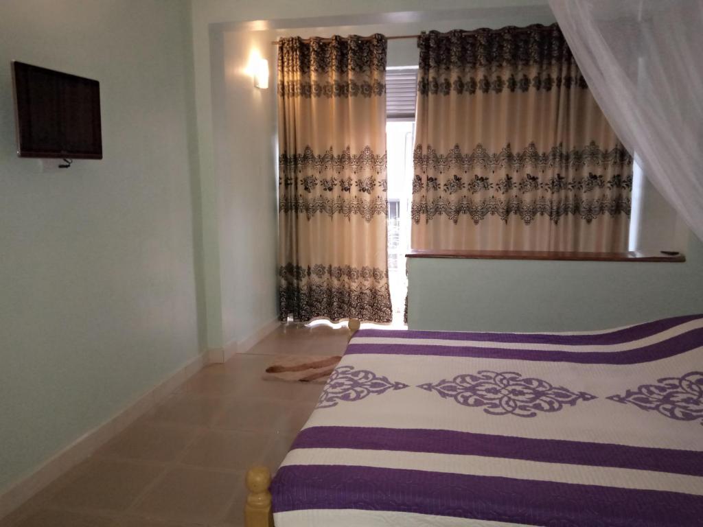Gallery image of this property