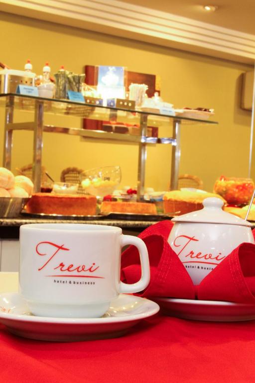  Trevi Hotel e Business