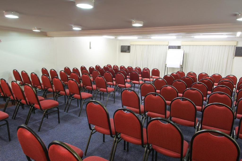  Trevi Hotel e Business