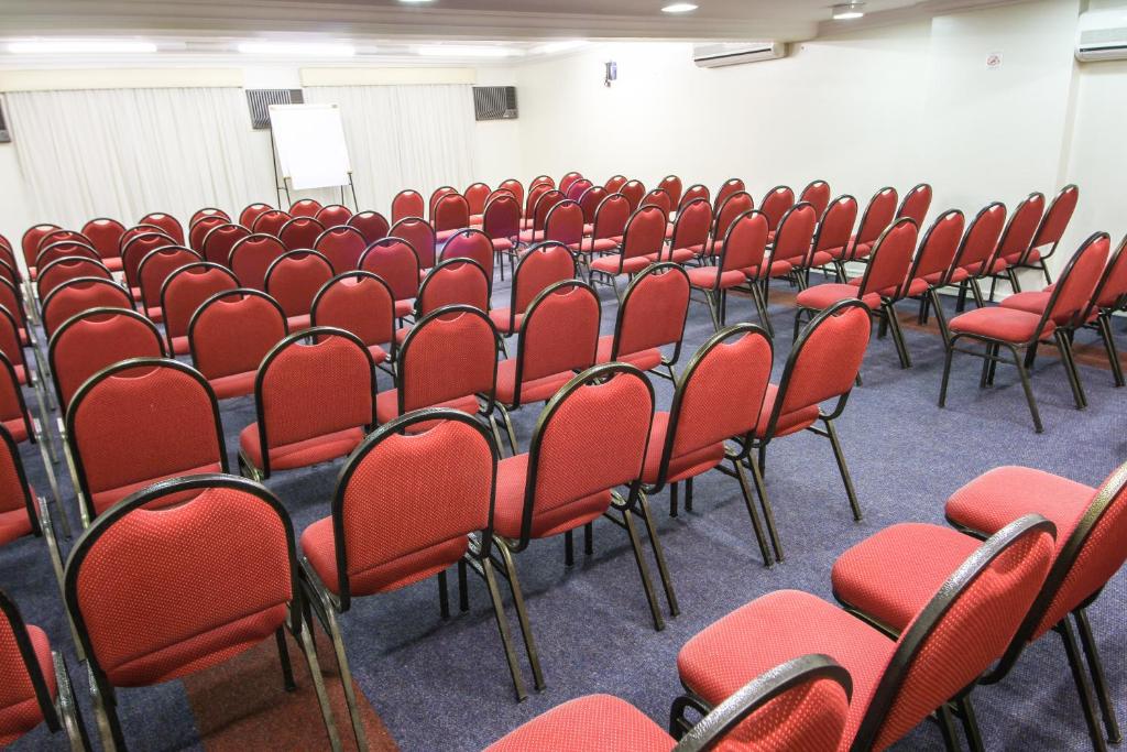  Trevi Hotel e Business