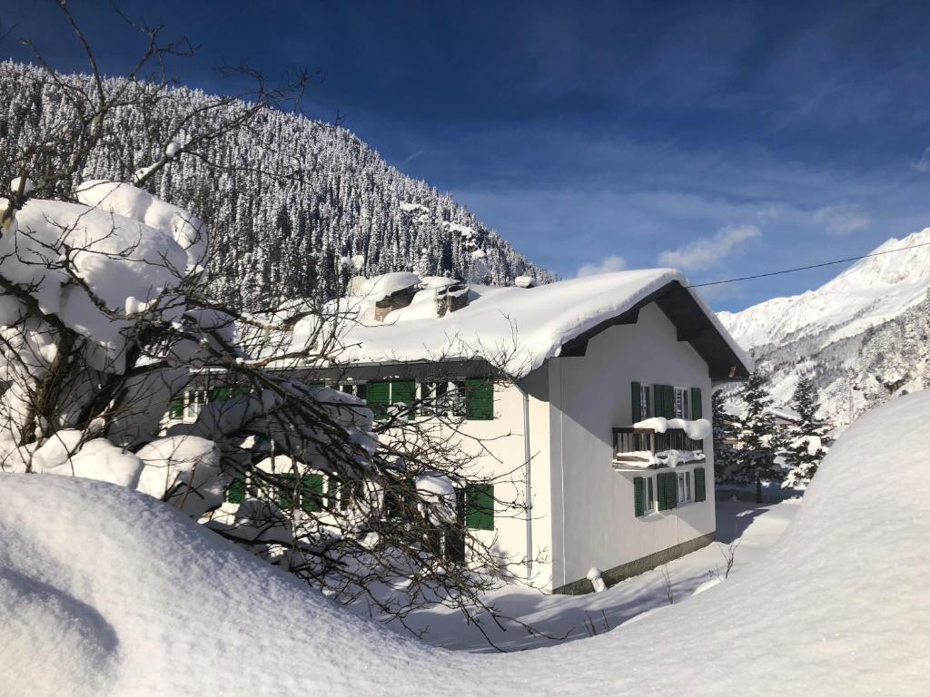 Alpengasthof Paletti v zimě