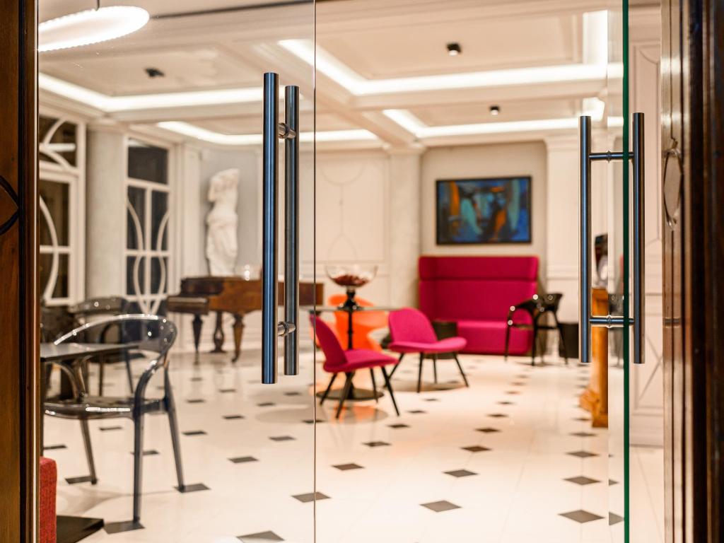 Posezení v ubytování ArtLoft Garni Hotel