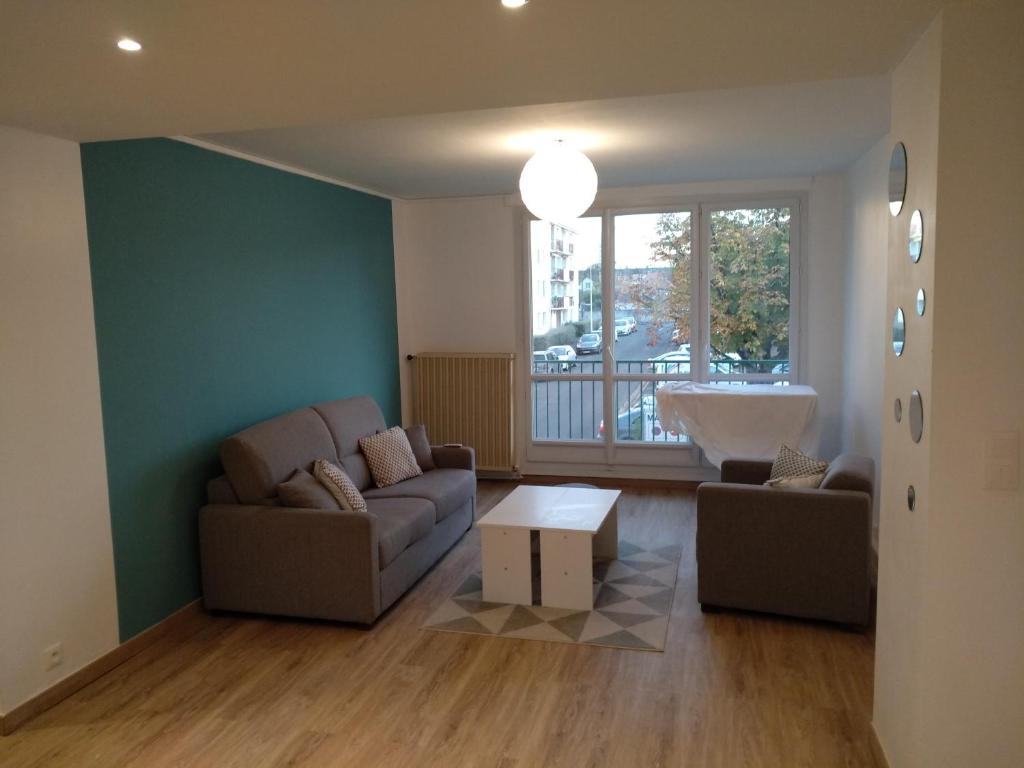 Nouveau! Appartement 80m2 tout neuf avec 3 belles chambres - Three-Bedroom Apartment