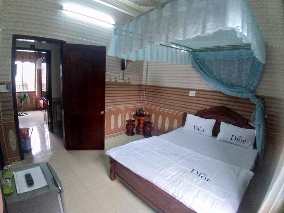 Postel nebo postele na pokoji v ubytování Hoa Phuong Guesthouse