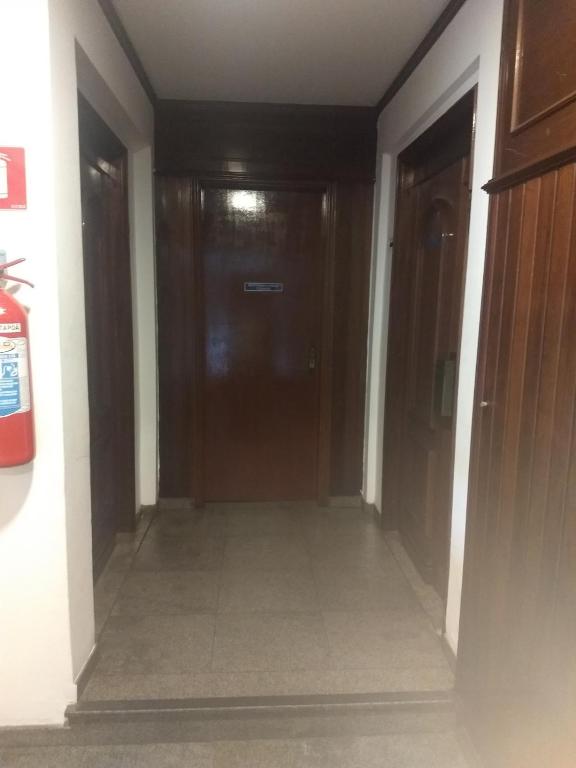  Apartamento Amplo. 1 quarto. 5 quadras da praia