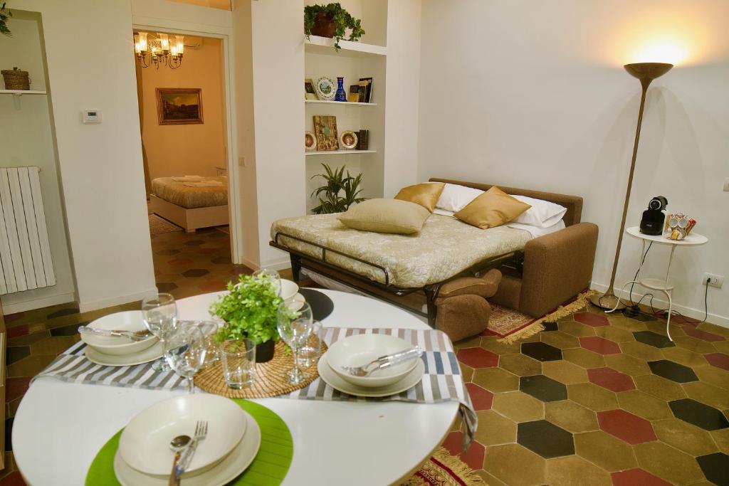 Łóżko lub łóżka w pokoju w obiekcie Splendido Trilocale zona Isola