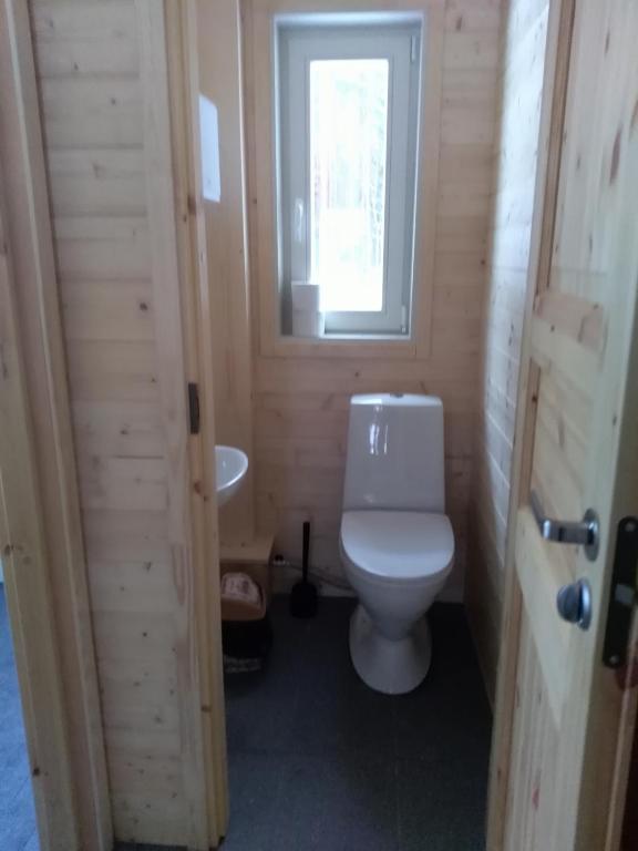 Koupelna v ubytování Kauksi Puhkemaja