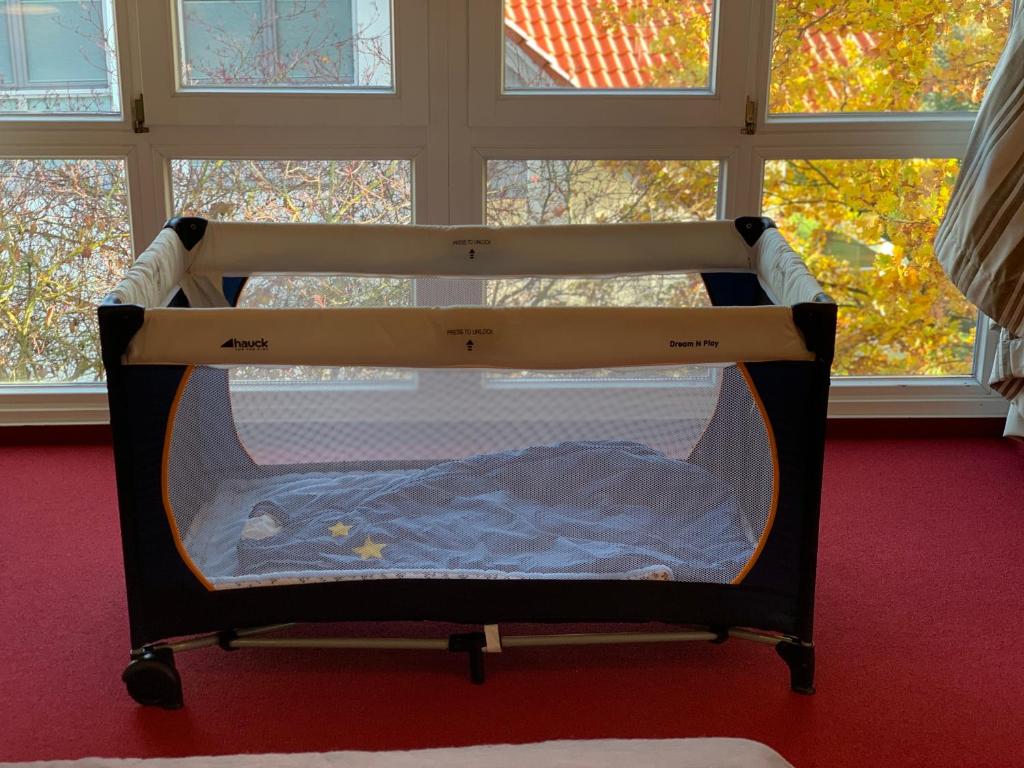 Postel nebo postele na pokoji v ubytování Familiensuite in Villa