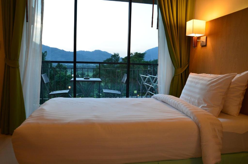 Studio apartments on a hill - De Lujo