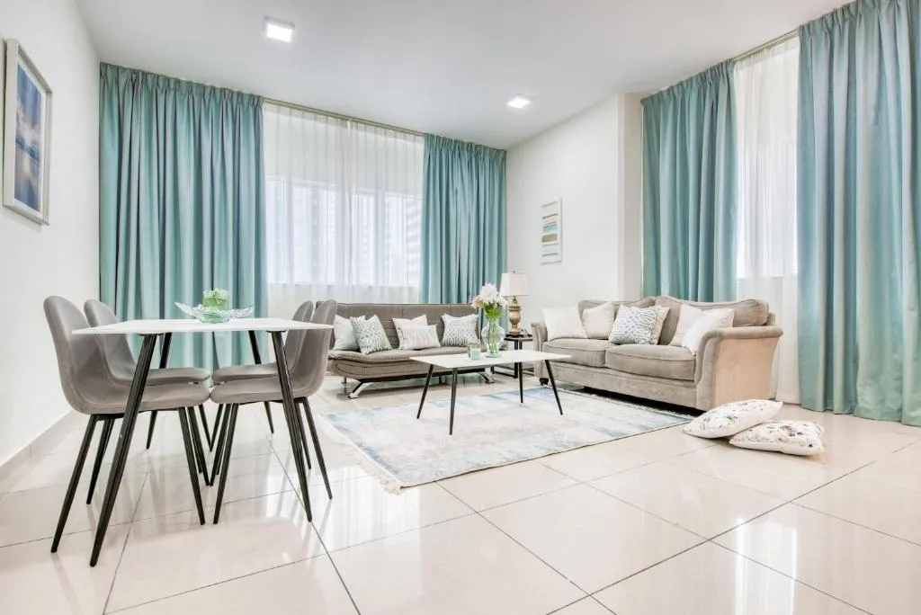 Two Bedroom Apartment with Balcony in Marina Pinnacle by Deluxe Holiday Homes, Alantos, United Arab Emirates