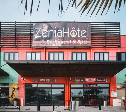 Certifikát, hodnocení, plakát nebo jiný dokument vystavený v ubytování Zenia Hotel & Spa