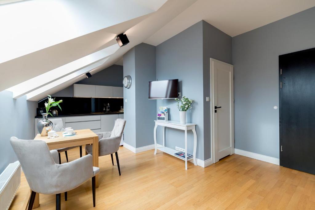 Moon River Apartments Gdansk Old Town - 6