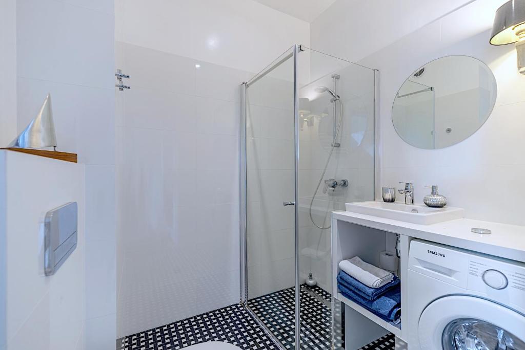 Moon River Apartments Gdansk Old Town - 8