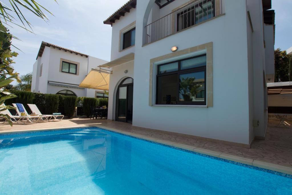 Bazén v ubytování Villa Anatoli - Cape Greco nebo v jeho okolí