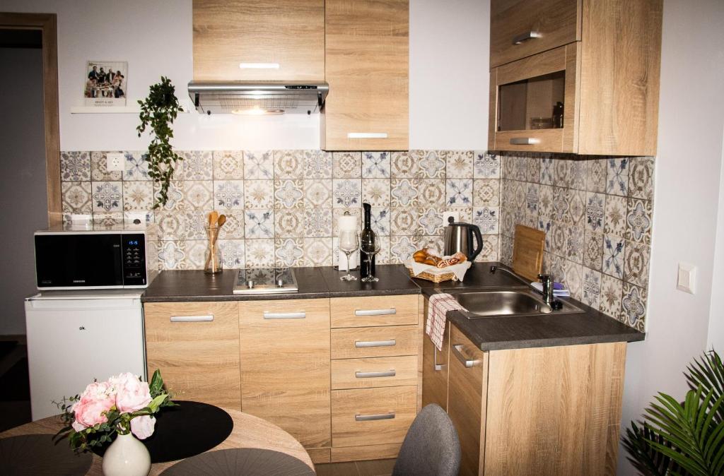 Loli Apartman - Apartamento De Estudio