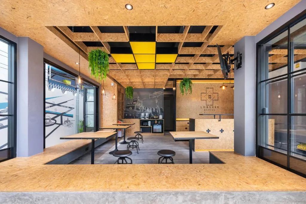 LOBSUEK Hostel หลบศึก โฮสเทล, Bangkok, Thailand