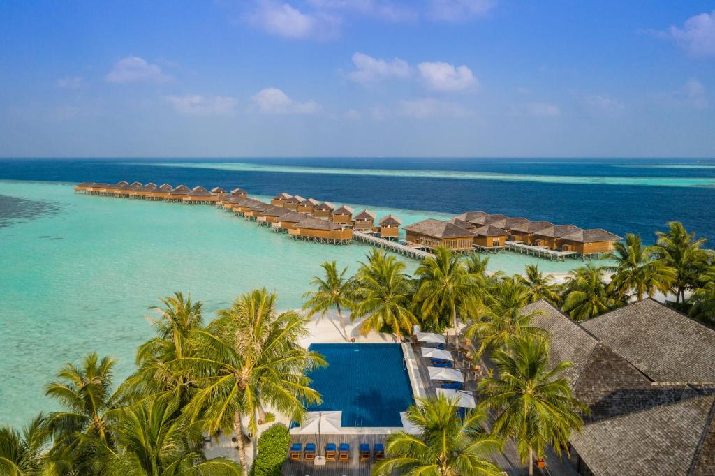 an aerial view of a resort in the ocean at Vilamendhoo Island Resort & Spa in Dhangethi