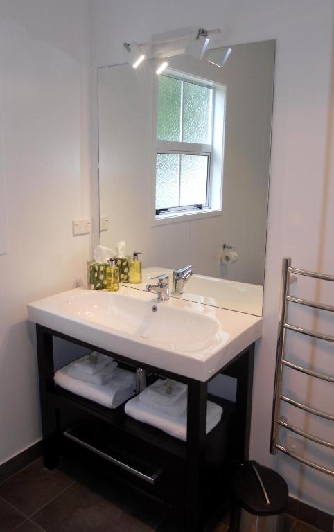 Lupton Lodge - Resim 3