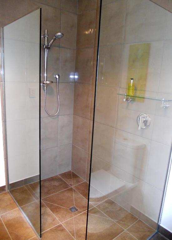 Lupton Lodge - Resim 25