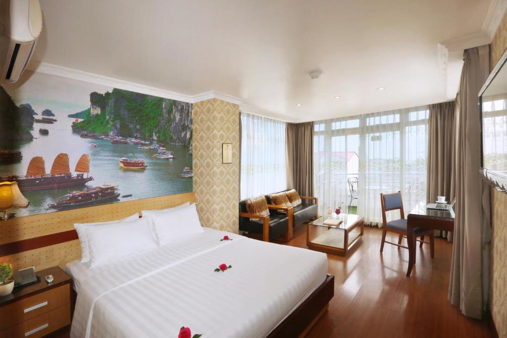 Giường trong phòng chung tại Hanoi House Hostel & Travel