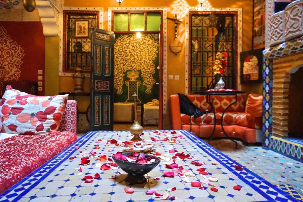 Posezení v ubytování Riad Jennah Rouge