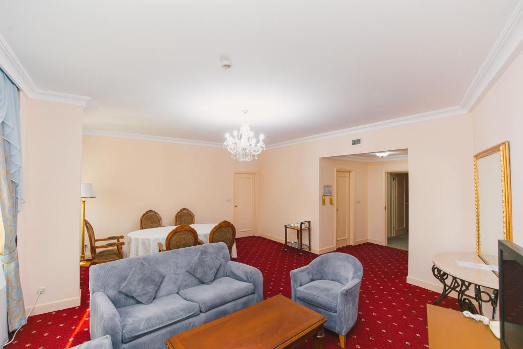 Акку - Suite