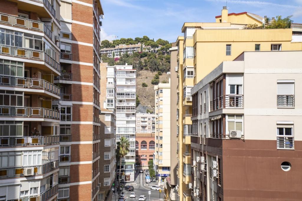 Výhľad na mesto Malaga alebo výhľad na mesto priamo z apartmánu