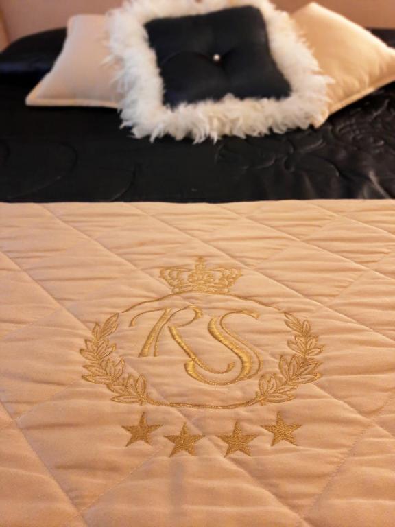 Postel nebo postele na pokoji v ubytování Regina di Saba - Hotel Villa per ricevimenti