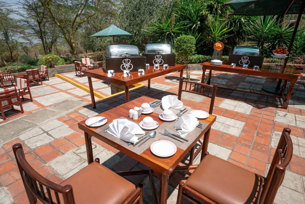 Restaurace v ubytování Sarova Lion Hill Game Lodge