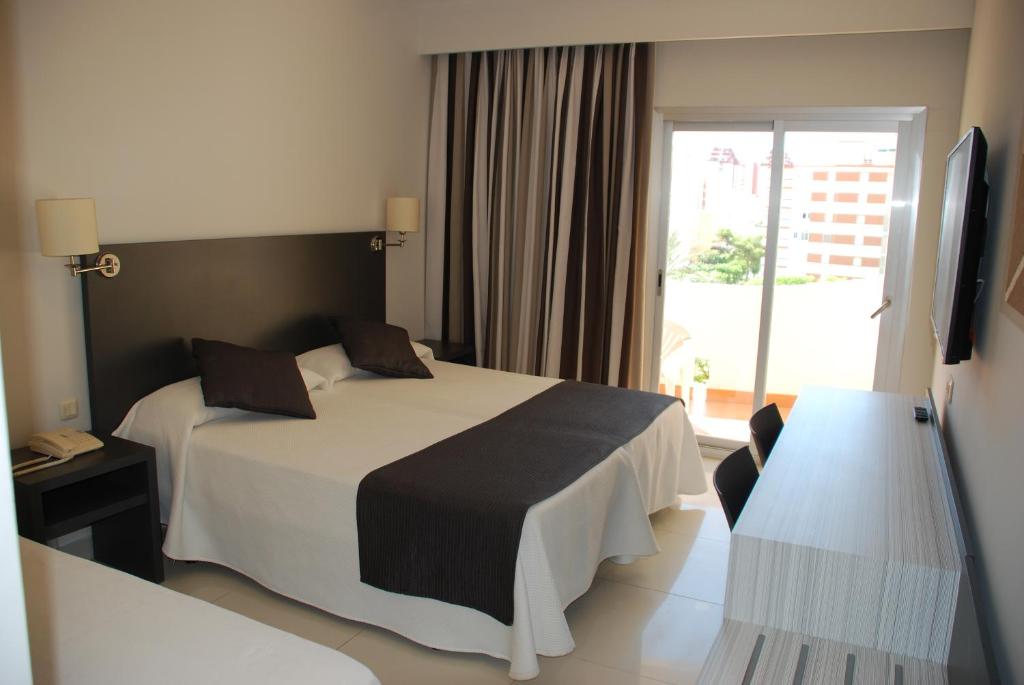 Hotel Los Robles, Gandía – Updated 2022 Prices