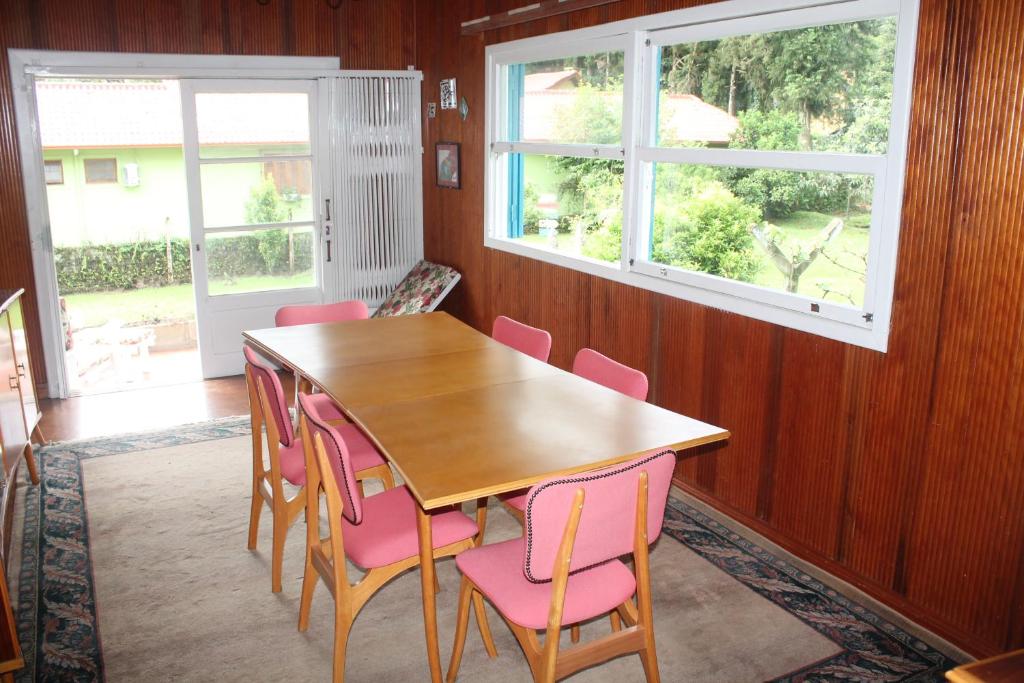  Casa Jardim com 5 quartos