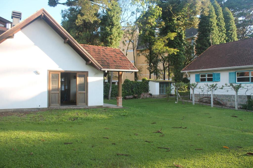  Casa Jardim com 5 quartos