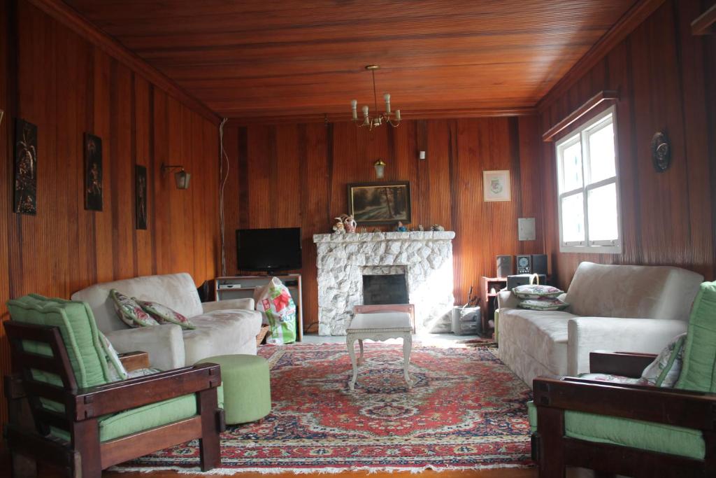  Casa Jardim com 5 quartos