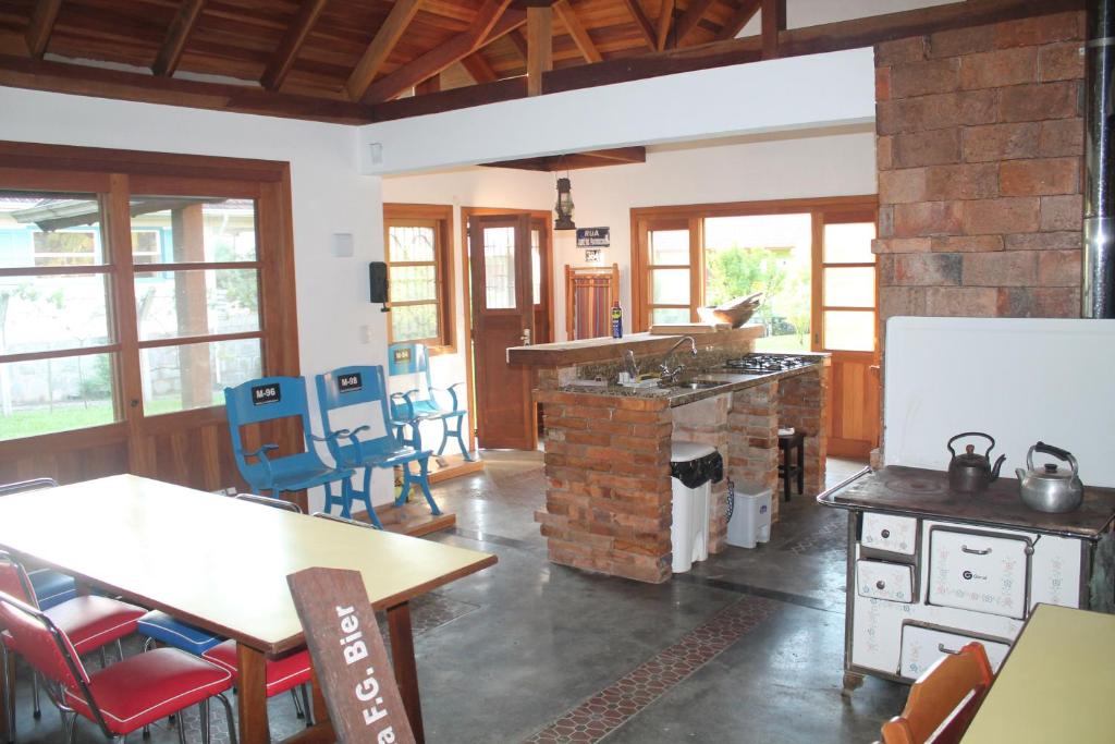  Casa Jardim com 5 quartos